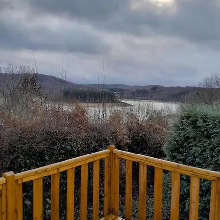 Kemping Mobil Au Bord Du Nages